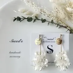 ▪ゴールドコネクターチャーム×フラワーチャームメタルチャームピアス／イヤリング