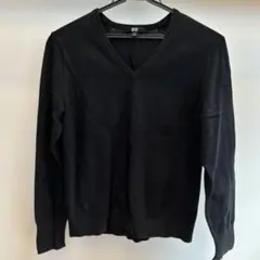 ✳︎美品✳︎UNIQLO ブラック Vネックセーター Mサイズ(綿100%)