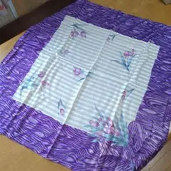 ニナ・リッチ　大判ストール　チューリップ柄