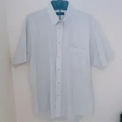 爽やかで上品な　青白チェック半袖シャツのサムネイル