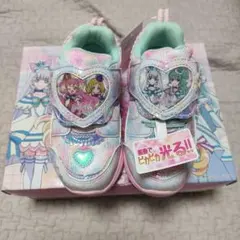 わんだふるプリキュアスニーカー