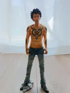 ワンピース KING OF ARTIST トラファルガー・ロー フィギュア