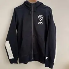 NIKE パーカー　黒