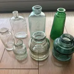 レトロ　瓶　明治　大正　昭和　びん　ボトルディギングのサムネイル