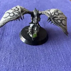 [MH] モンスターハンター　リオレウス希少種　フィギュア
