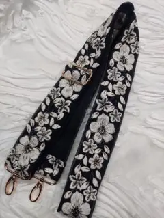 特価B-68インド刺繍リボン※ショルダーストラップ　スマホストラップ　送料込み