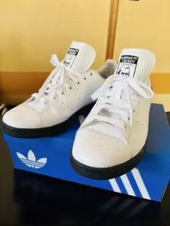 アディダス Stan Smith メンズスニーカー