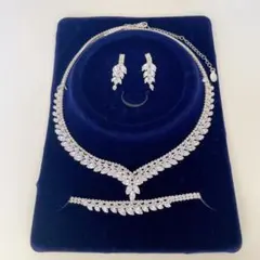 Item thumbnail for item d6e93d17-791e-492a-80e6-6468476977b8