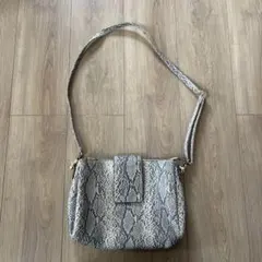 ヘビ柄 パイソン ショルダーバッグ