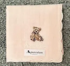 Aquascutum クマ刺繍 ピンクハンカチのサムネイル
