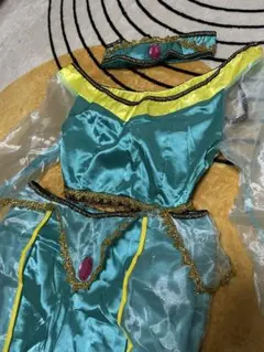 Item thumbnail for item 82061f1d-9c2a-4798-ba72-c5667ca99ef1