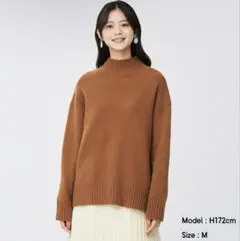 GU パフィータッチオーバーサイズハイネックチュニック　ダークオレンジ　Mサイズ