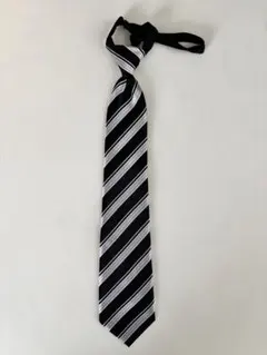 黒とシルバーのストライプ 子供用ネクタイ