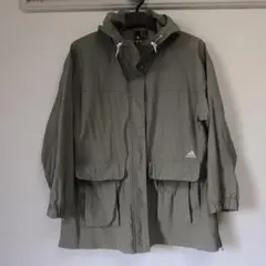メンズМサイズ　カーキ　フード付き