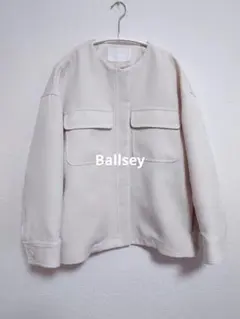 Ballsey　ノーカラーブルゾン　ベージュ
