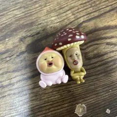 こびとづかん おすわりマスコット 2点セット カクレモモジリ　ベニキノコビト