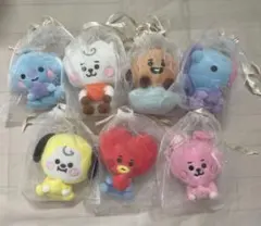 BTS BT21 モバイルぬいぐるみスタンド　7種セット