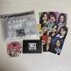 TWICE THIS IS FOR アプグレ特典 トレカ 缶バッジ - メルカリ