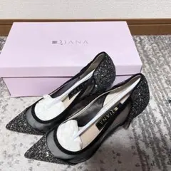 【美品•箱付】DIANA ブラックグリッターパンプス