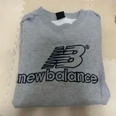 ニューバランス　スウェット
