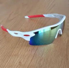 【値下げ不可】スポーツサングラス！！男女兼用！自転車、ドライブなど多種多様！