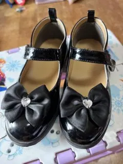 黒いリボン付き　フォーマルシューズ　18cm