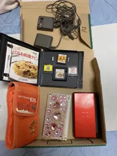 ニンテンドーDS Lite 赤 本体 充電器 ゲームソフト4本付き