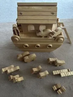希少 ボーネルンド ドイツ アーレンツ社 パークハウス 駐車場 木製