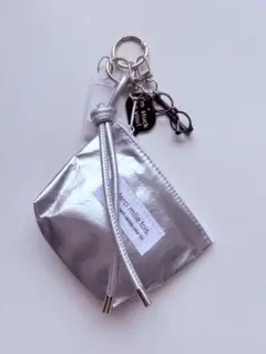 B1 じゃらじゃらキーホルダー　シルバーポーチ　シンプル　バッグチャーム