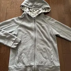 LACOSTE SPORT パーカー グレー フード裏総柄 42