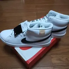 NIKEナイキ コートロイヤル2MID