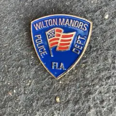 ウィルトン・マナーズ警察署ピンバッジ　アメリカ、フロリダ州