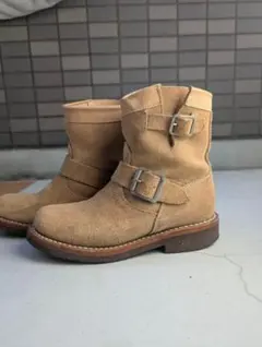 Item thumbnail for item 1ab8f66a-e2e2-42ff-ac42-01ccdbf92377