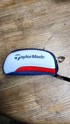 未使用TylorMadeゴルフボールケース　カラビナ付