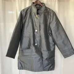 ボタン付きジャケット