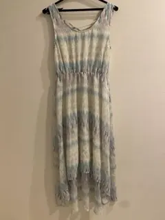 美品◎セシルマクビー　ワンピース　ノースリーブ　リゾートウェア