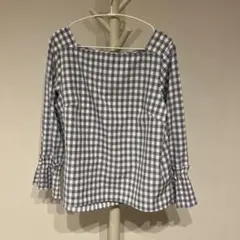 チェック柄フレア袖ブラウス