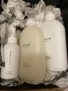 SHIRO ホワイトリリー 柔軟剤 500ml、 バスオイル 200ml セット - メルカリ