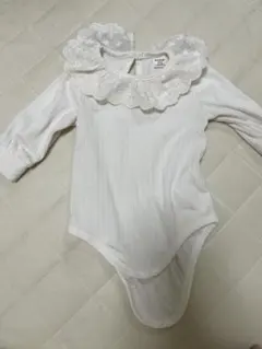 ホワイト フリルロンパース 長袖