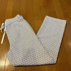 パンツ　ホワイト　白