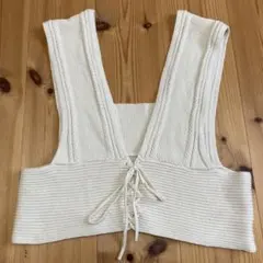 GU ニットベスト