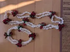 フラダンス用レイ 白と赤の花 3つセット