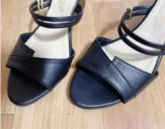 サンダル　さっと履けるストラップ　黒