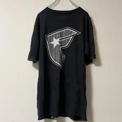 フェイマス Tシャツ クルーネック 半袖 モノグラムビッグロゴ L 黒 綿のサムネイル