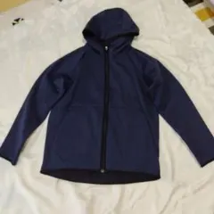 UNIQLO ユニクロ　紺色パーカー 　L