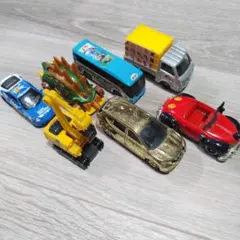 トミカ 他ミニカー 7台セットです。