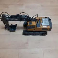 ショベルカー ラジコン パワーショベル YIGONG YG258C　ジャンク品