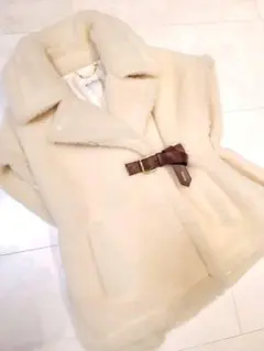 Max Mara 毛皮コート クリーム色　マックスマーラ テディベアケープ