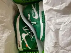 Off-White × Nike Air Force 1 Mid