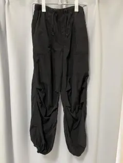 GU カーゴパンツ レディース M ブラック　シャカシャカ　ナイロンパンツ